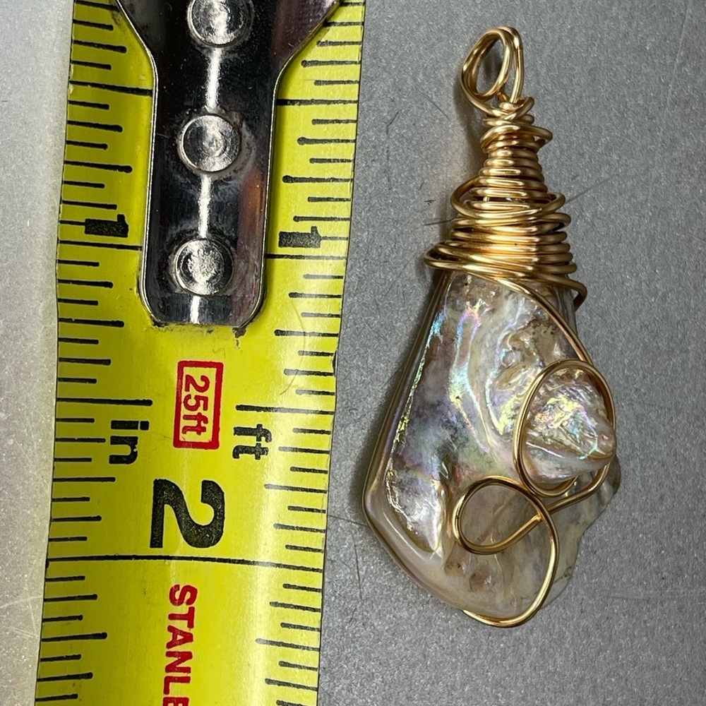 Gold Wire Wrap Natural Abalone Shell Triangle Pen… - image 5